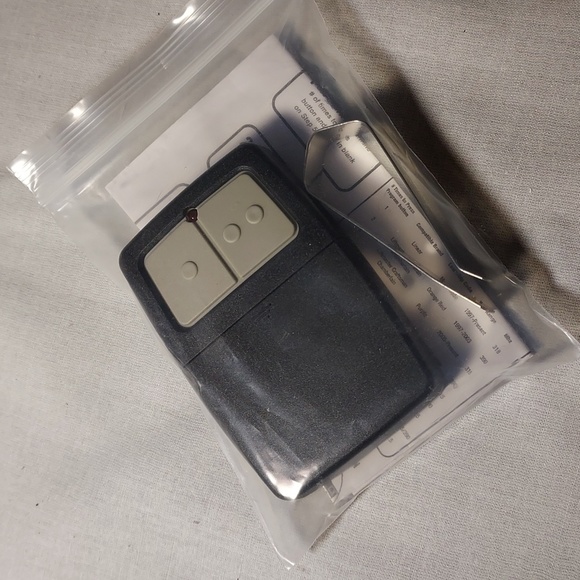 LiftMaster Professional Formula I Door Opener Remote Control - Picture 5 of 5